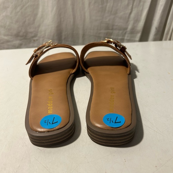 Madden Girl dark tan glide flats rhinestone buckle 7.5 NWT - Picture 3 of 4